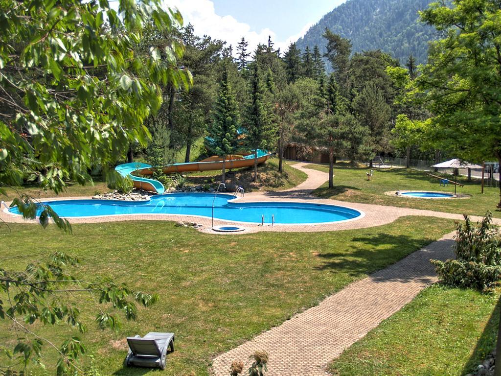 Hotel Gruesch Luaran gambar