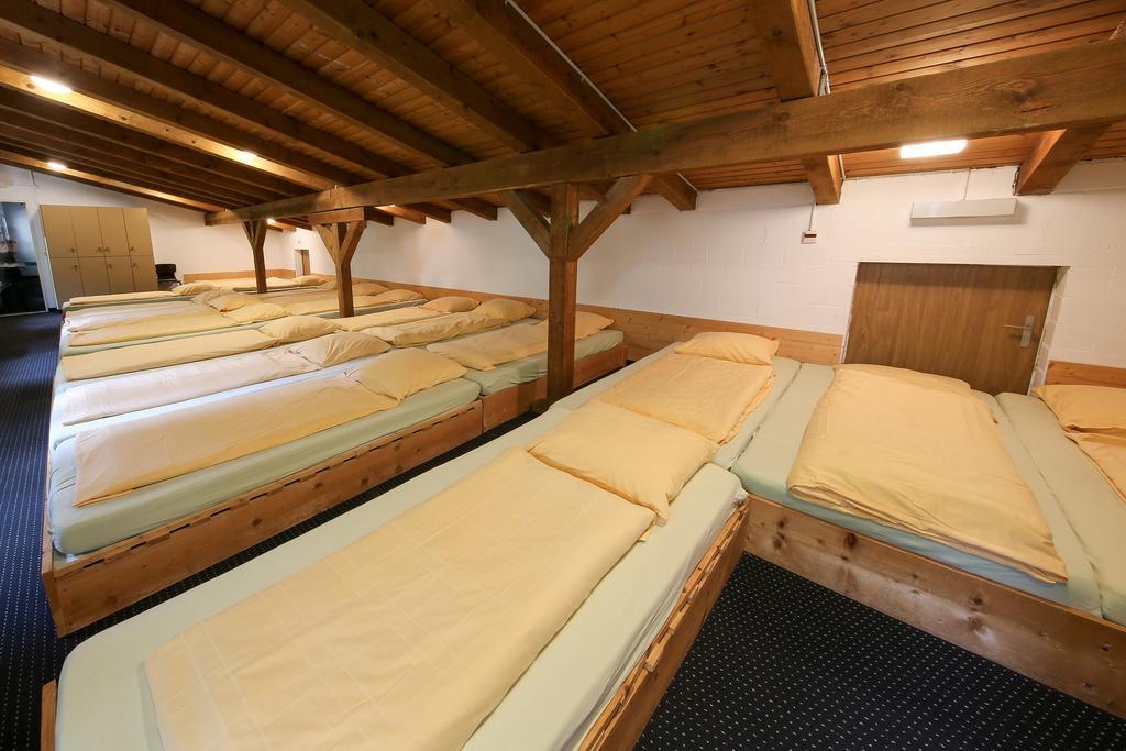 Hotel Gruesch Luaran gambar