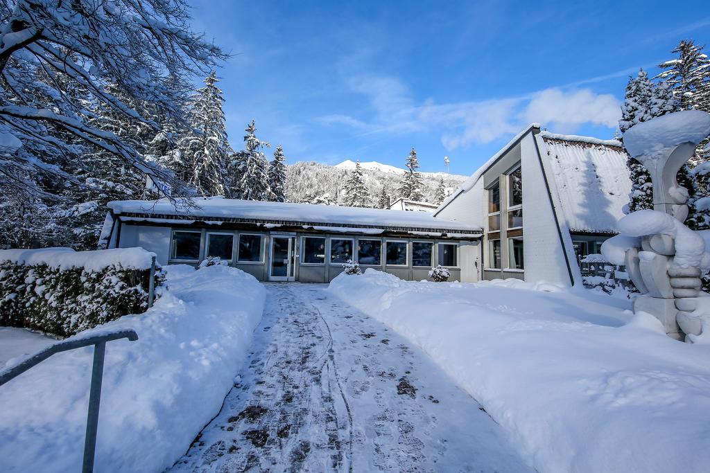 Hotel Gruesch Luaran gambar