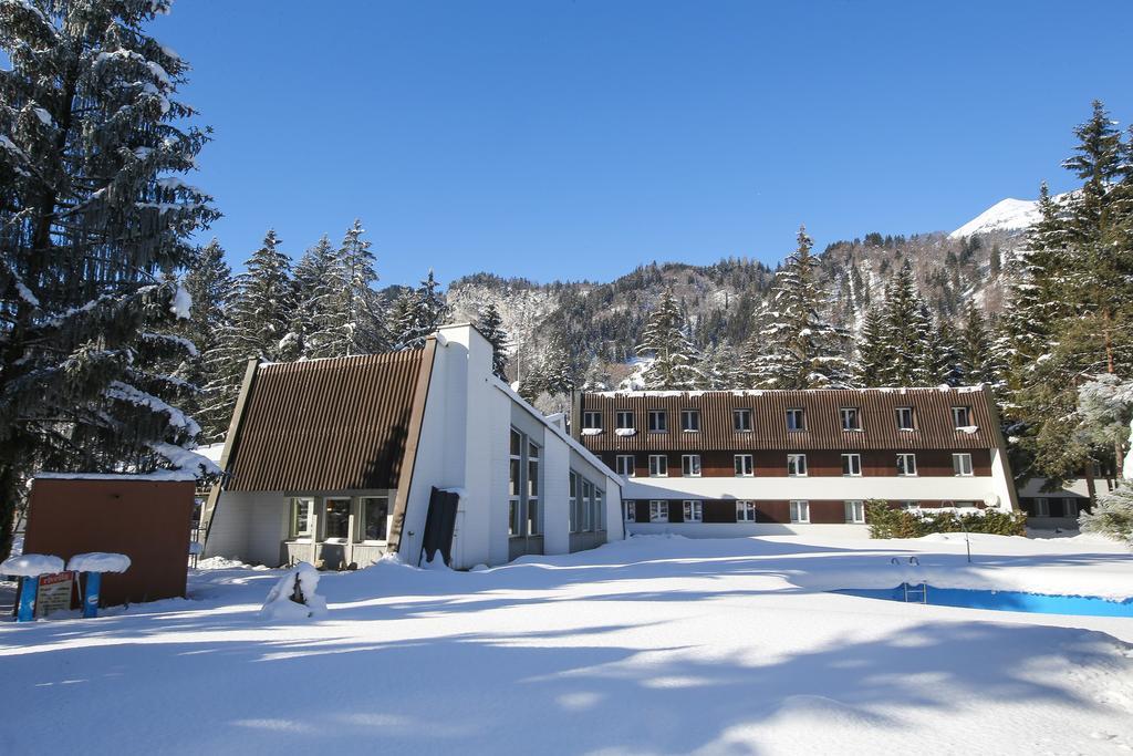 Hotel Gruesch Luaran gambar