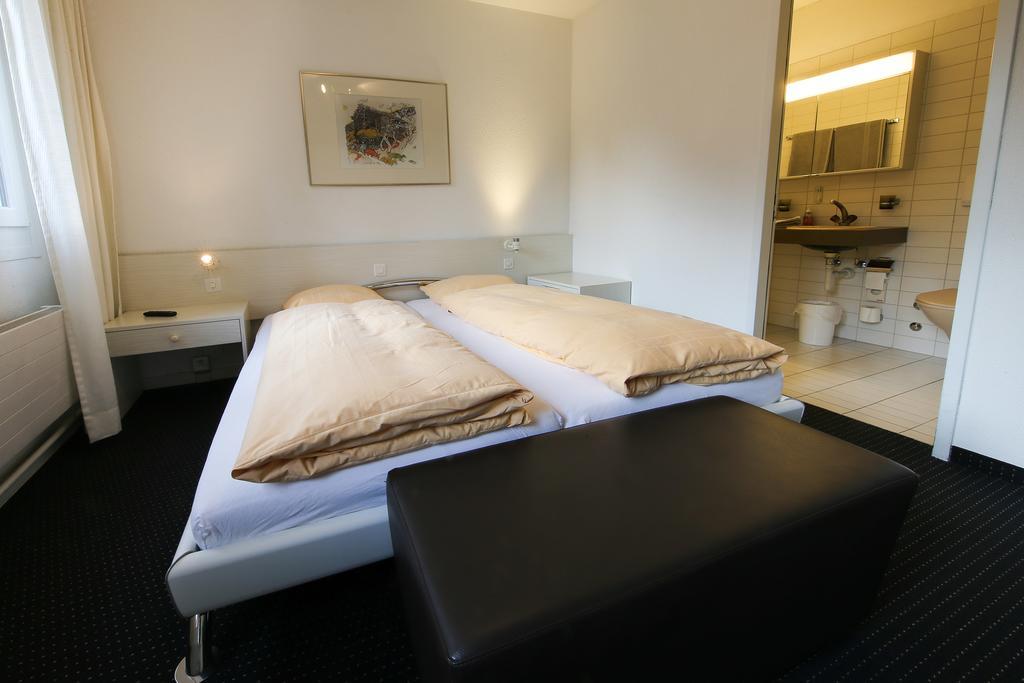 Hotel Gruesch Luaran gambar
