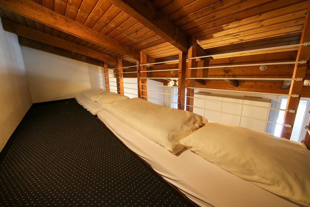 Hotel Gruesch Luaran gambar